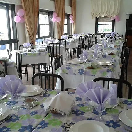 Ridens 2* רימיני